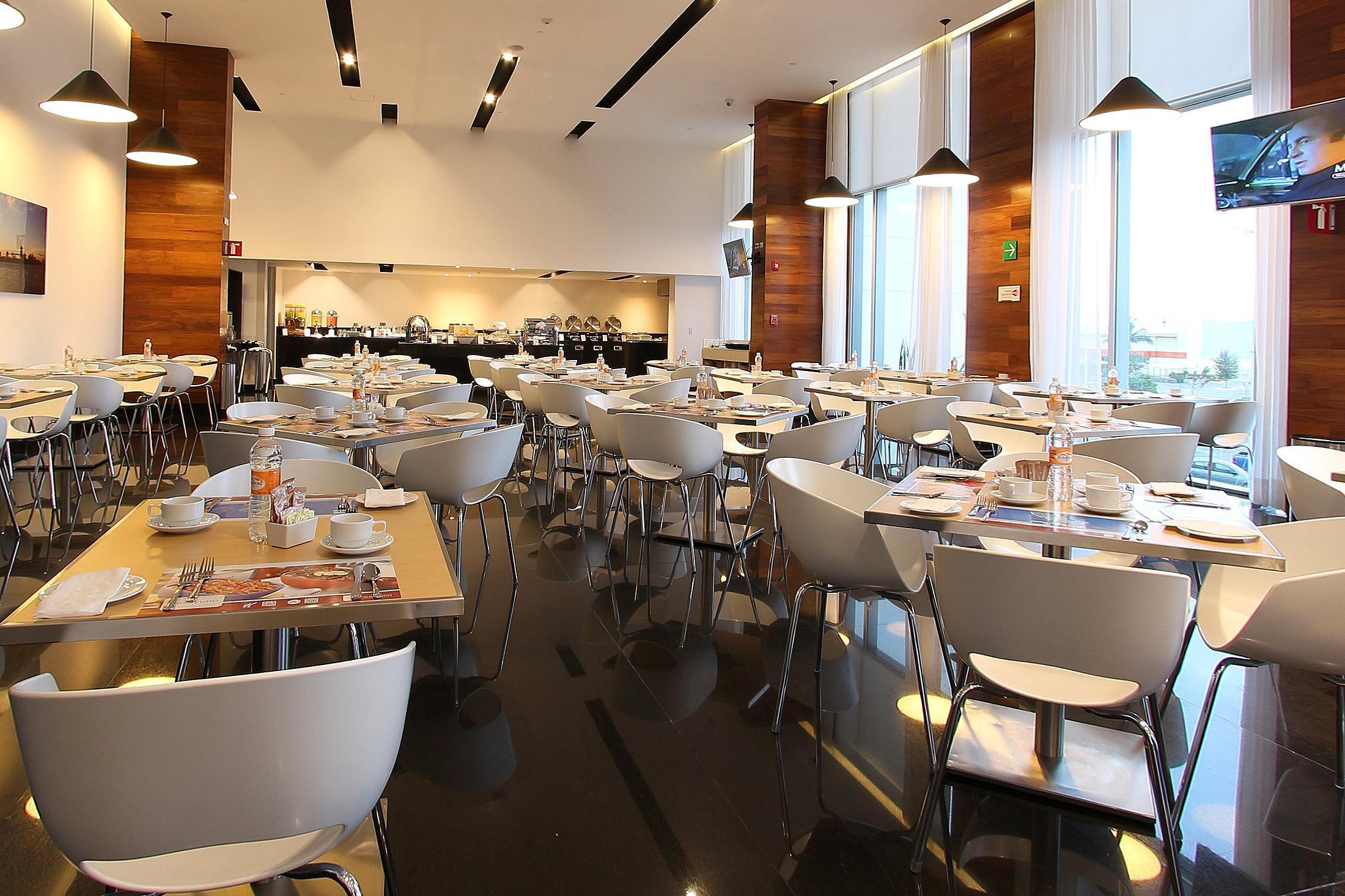 Fiesta Inn Merida Ngoại thất bức ảnh