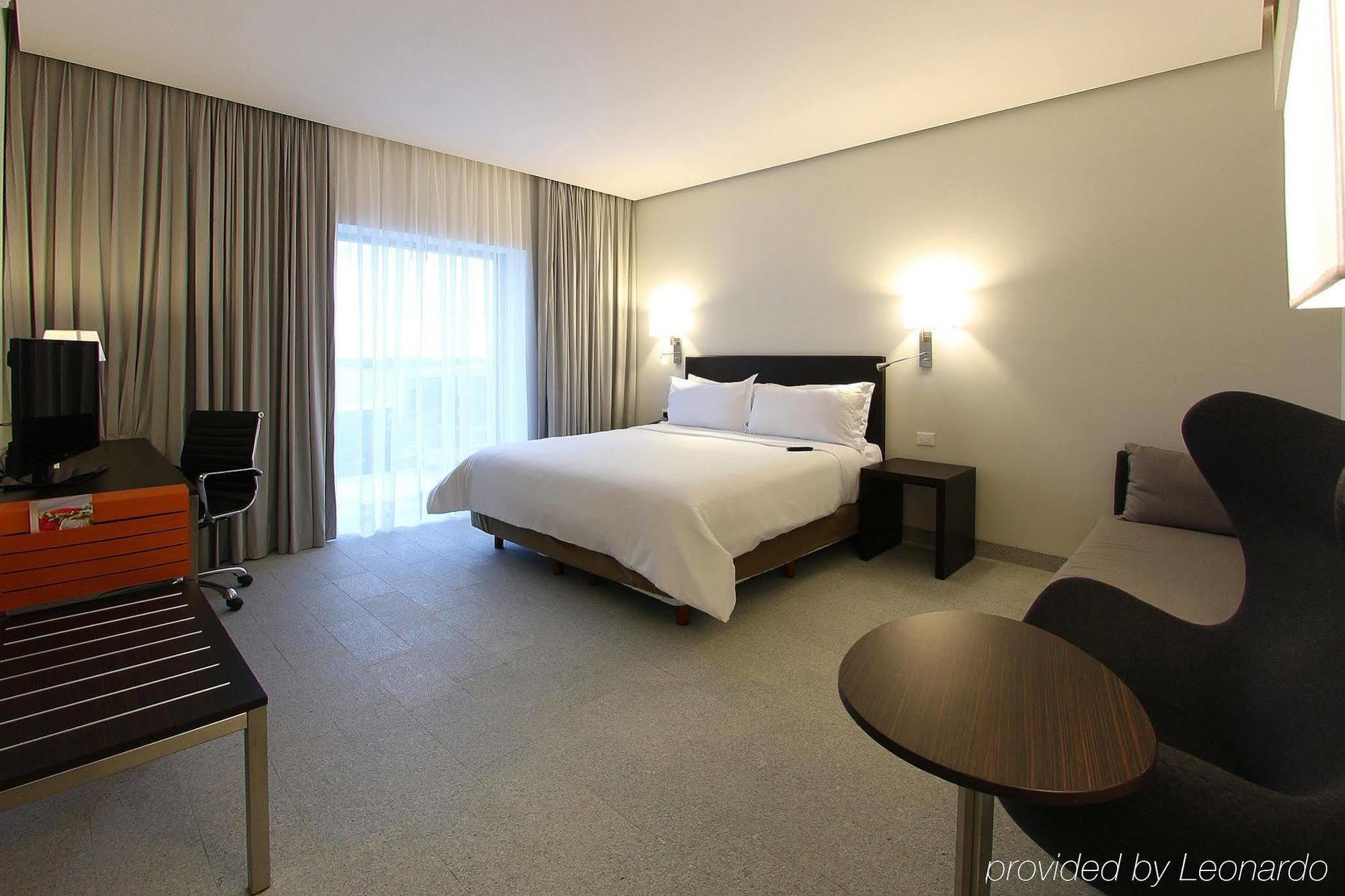 Fiesta Inn Merida Ngoại thất bức ảnh
